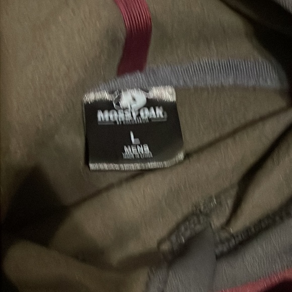 Mossy Oak hoodie - Picture 2 of 3